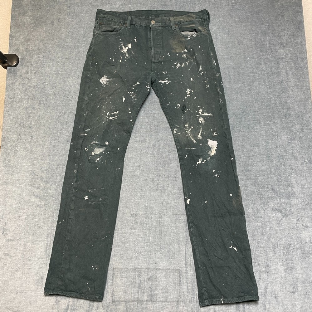 Levi's 501 Jeans Mens 34x34 Gray Denim Straight Leg Casual Original Fit Zip Fly
